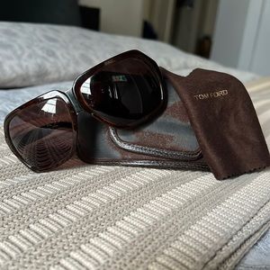 Tom Ford vintage brown tortoise sunglasses